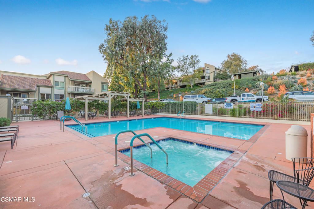 listing image 130729834134062189785