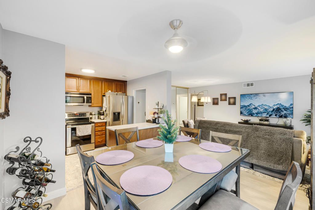 listing image 130728436635062547071