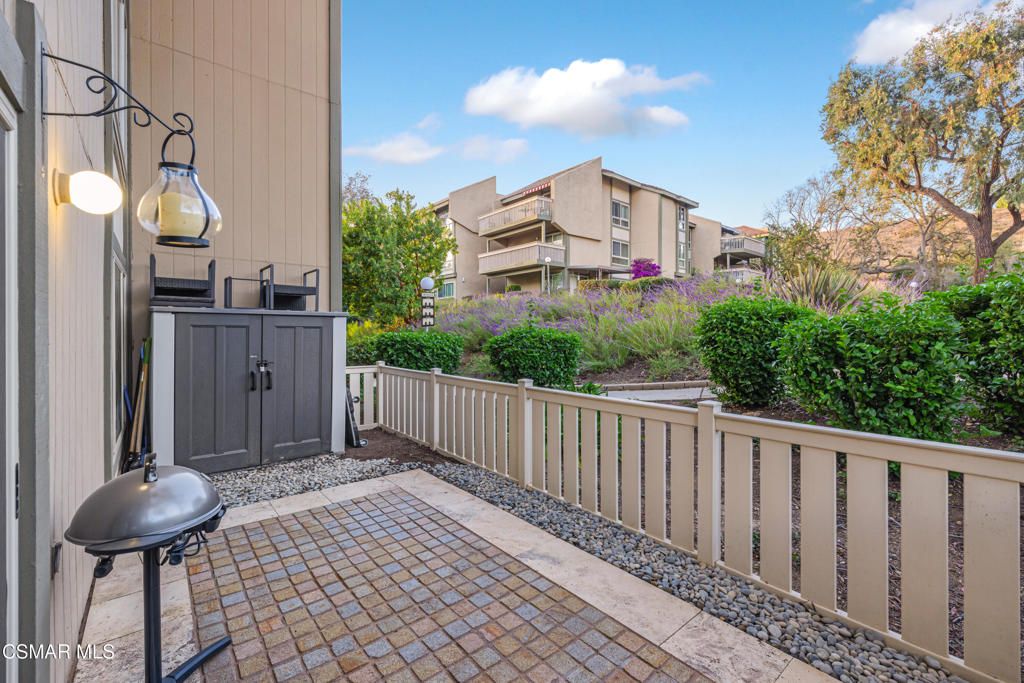 listing image 130727313838844157253