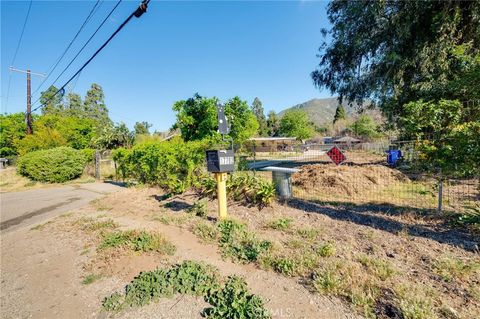 Photo of 17782 W Kenwood Ave, San Bernardino, CA 92407 (MLS # PF26059227)