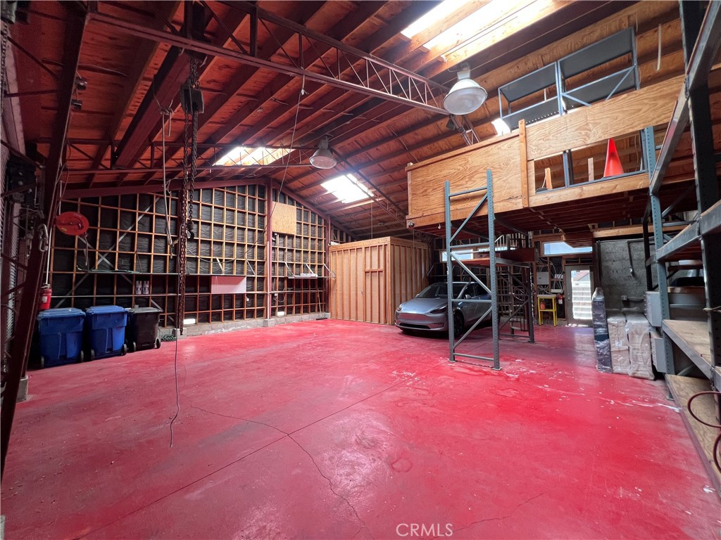 726 W 37th Street