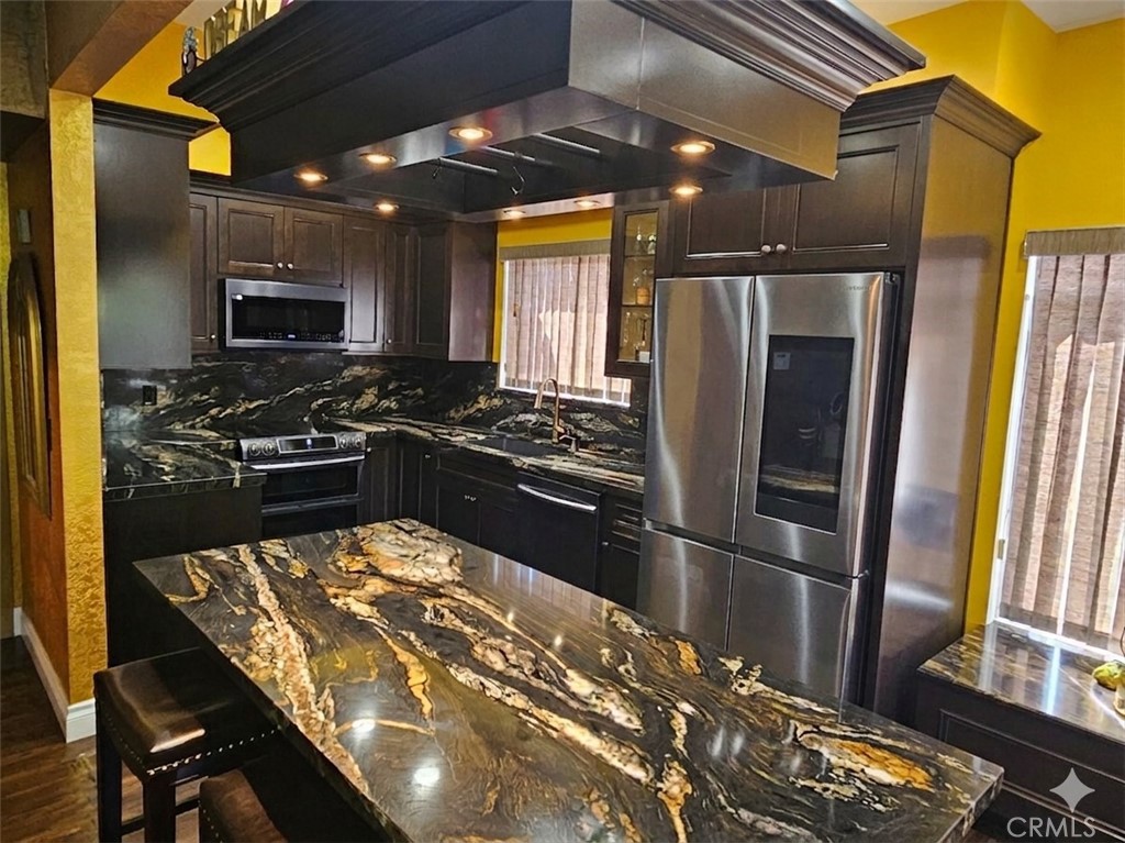 1416 N Vista