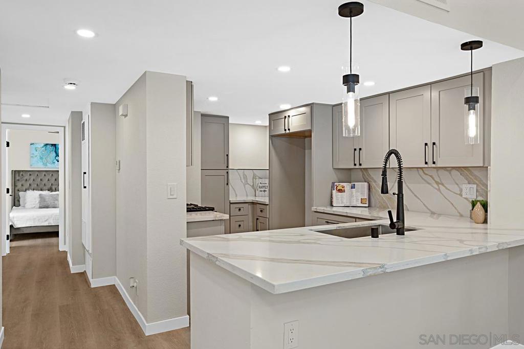 9899 Scripps Westview Way 243