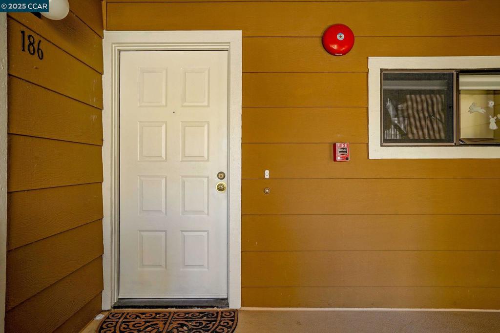 COUNTRY VILLAGE - Residential