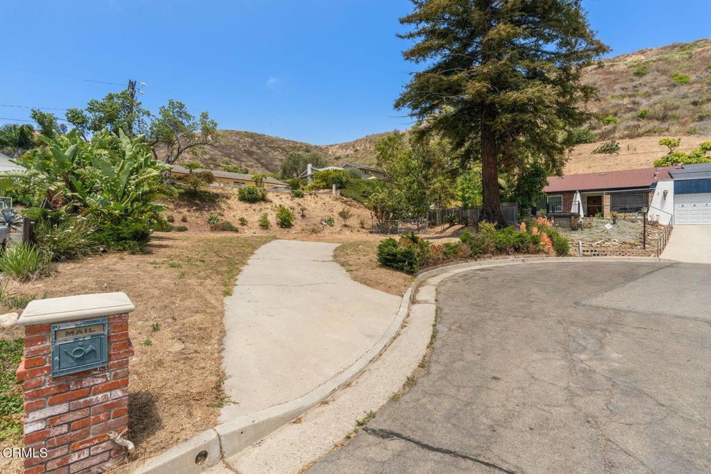 235 Grandridge Court