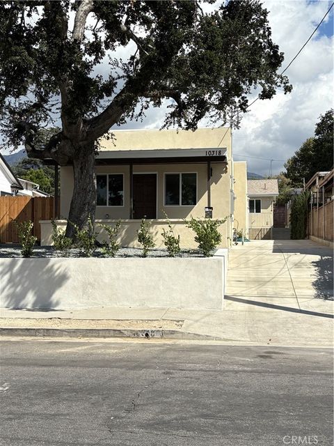 10318 -10316 Plainview Tujunga CA 91042