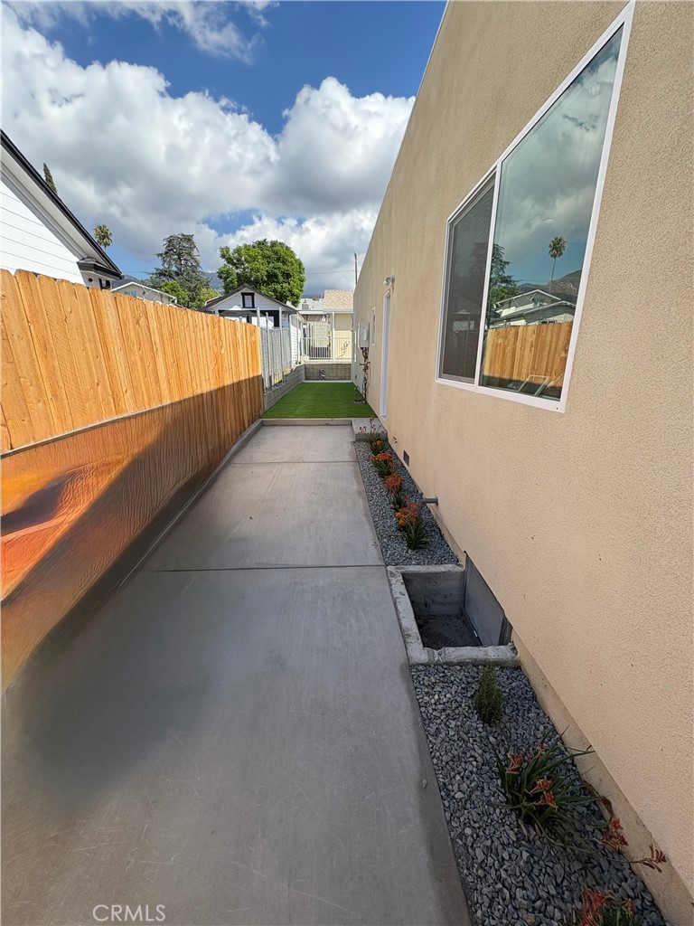 10318 -10316 Plainview