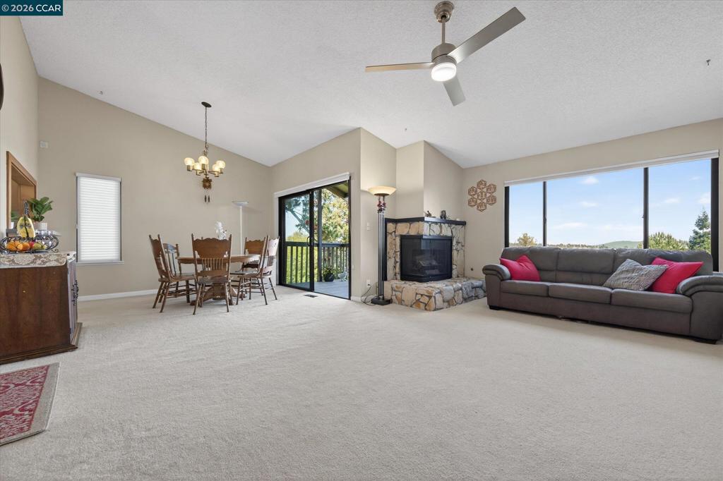 1509 Ashwood Dr
