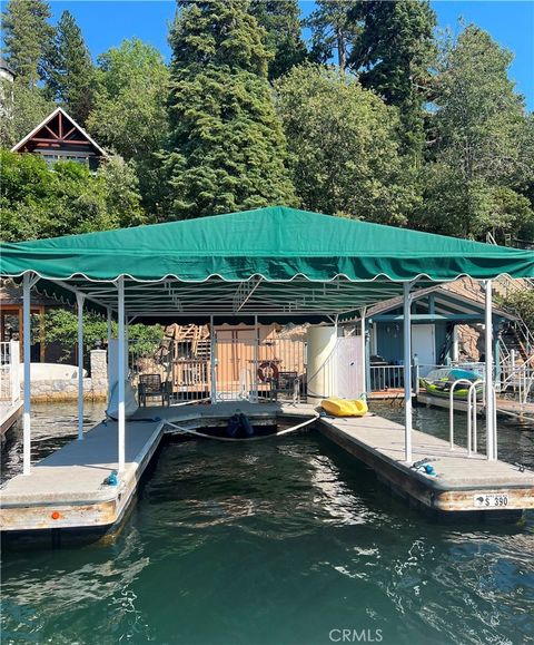 Photo of 390 Dock, Lake Arrowhead, CA 92352 (MLS # IG25238138)