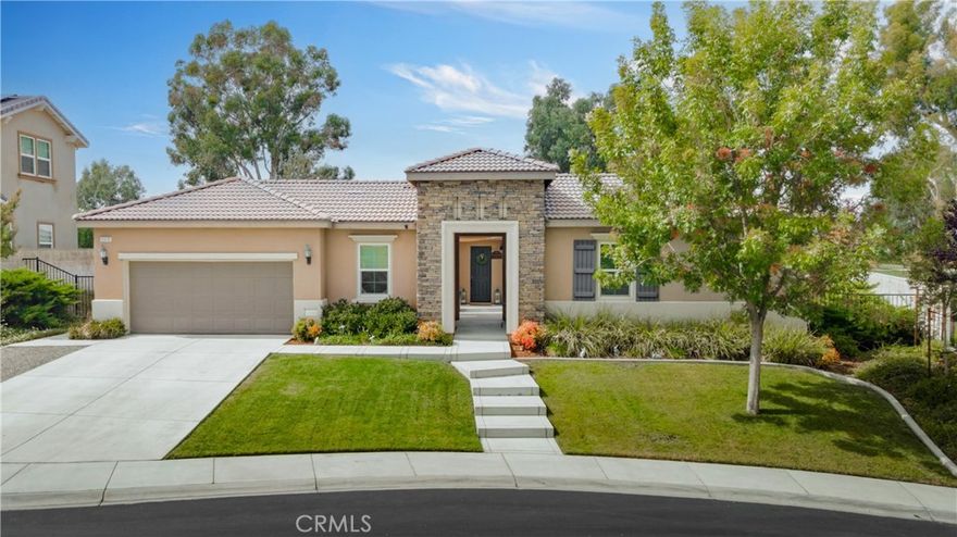 Welcome to your dream home in the exclusive Rio Bravo gated community where elegance meets innovation! This one of a kind layout is designed for both luxury and functionality, offering an open-concept flow with soaring 12ft ceilings, a massive center island, Monogram chef's appliances, and a spacious walk-in pantry. The main home features four bedrooms, each with its own ensuite bathroom, including a lavish primary suite with dual vanities, a walk-in shower, soaking tub, and an oversized closet. The attached casita with a private entrance is perfect for extended family, guests, or an income producing rental. Enjoy outdoor living with golf course views, a backyard ready for a jacuzzi and outdoor kitchen, and one of the most beautiful front entrances in Rio Bravo complete with a private patio. With a tankless water heater, 200amp electrical panel, and high end finishes throughout, this home truly stands out as one of Bakersfield's finest!