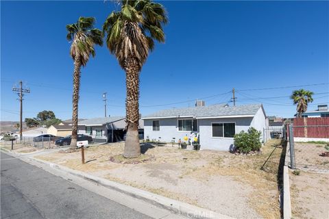571 Lillian Barstow CA 92311