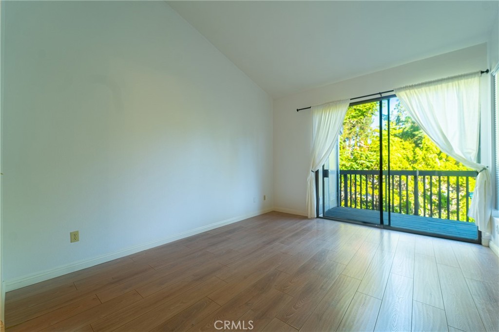 Woodlake (WDLK) - Residential