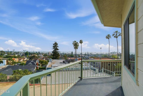 Tiny photo for 989 Inspiration Way, Ventura, CA 93001 (MLS # V1-35458)