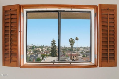 Tiny photo for 989 Inspiration Way, Ventura, CA 93001 (MLS # V1-35458)