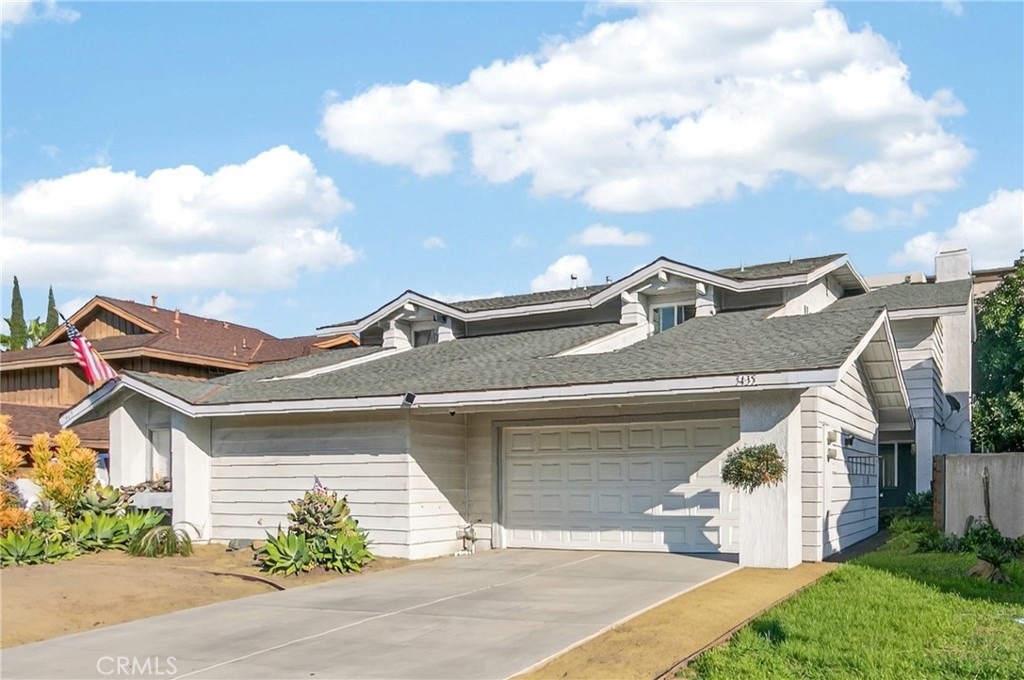 3435 - 3437 W Park Balboa Avenue