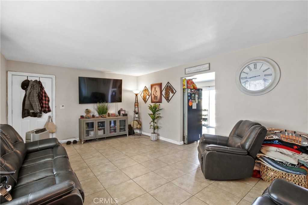 563 W Main Street