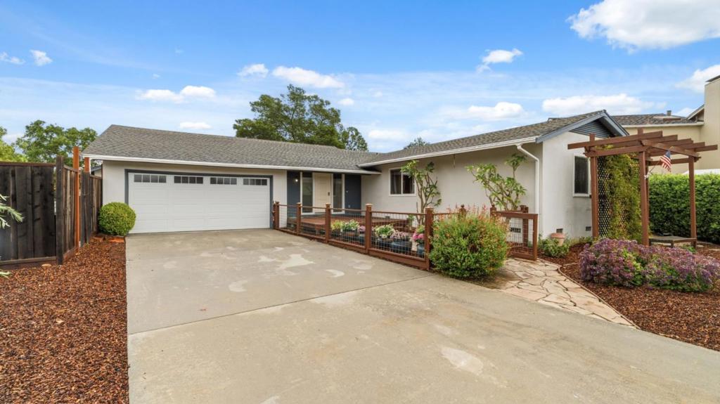 196 Kenny Court