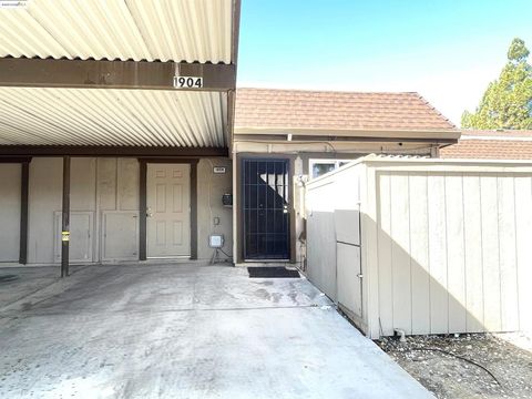Photo of 1904 San Jose Dr, Antioch, CA 94509 (MLS # 41119564)