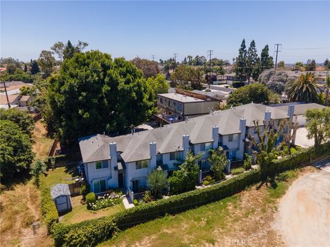2230 Canyon Drive Costa Mesa CA 92627