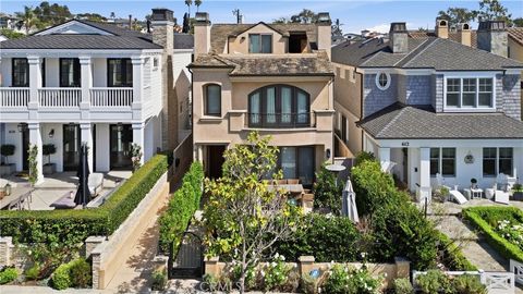 Photo of 1/2 Orchid Avenue, Corona Del Mar, CA 92625 (MLS # OC26086171)