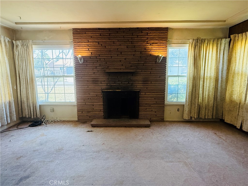 Properties 4 892 Valencia Drive