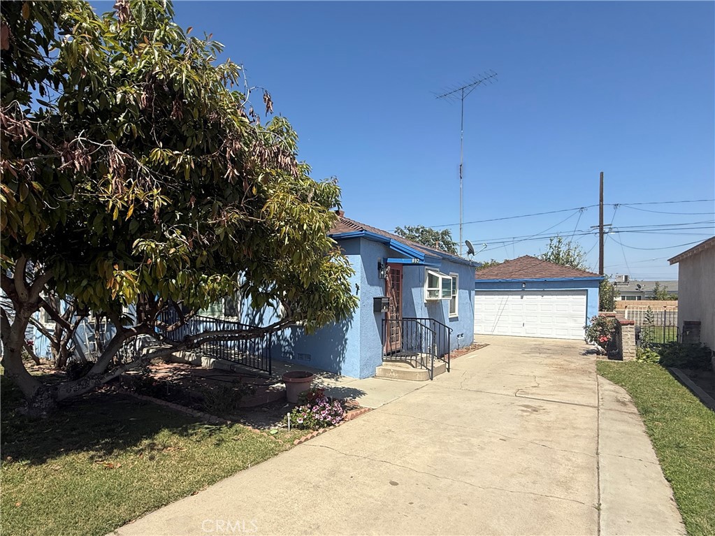 Properties 1 892 Valencia Drive