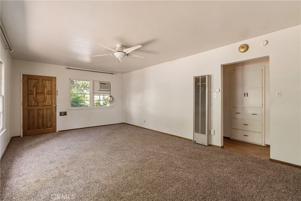 Photo of 1195 N Campus Avenue, Upland, CA 91786 (MLS # CV26191440)