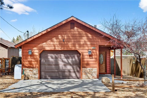 Photo of 2089 Shady LN, Big Bear City, CA 92314 (MLS # DW26175107)