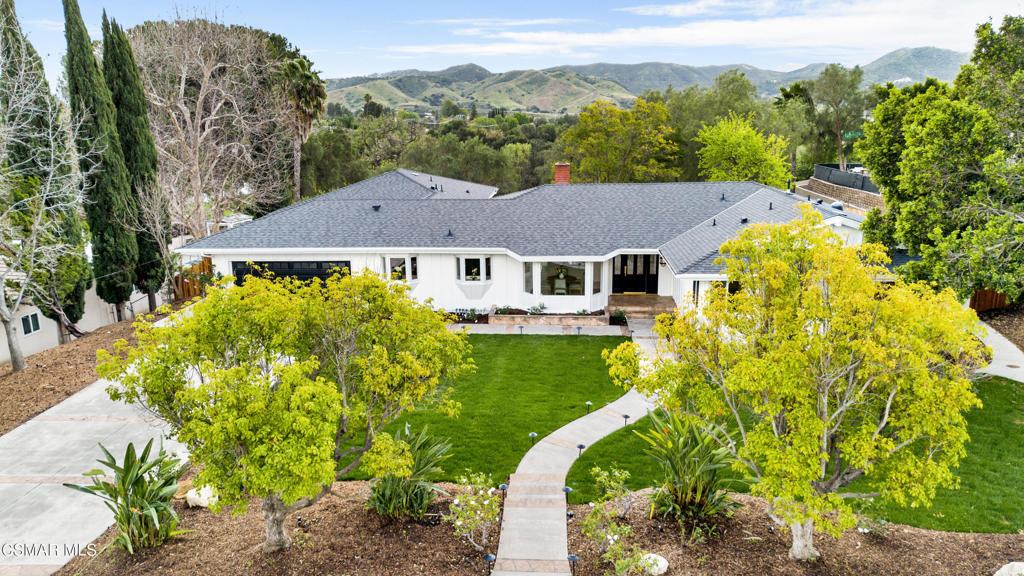 1154 La Jolla Drive
