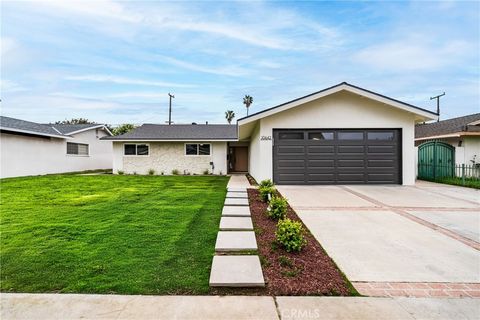 10642 Beacon Avenue Garden Grove CA 92843