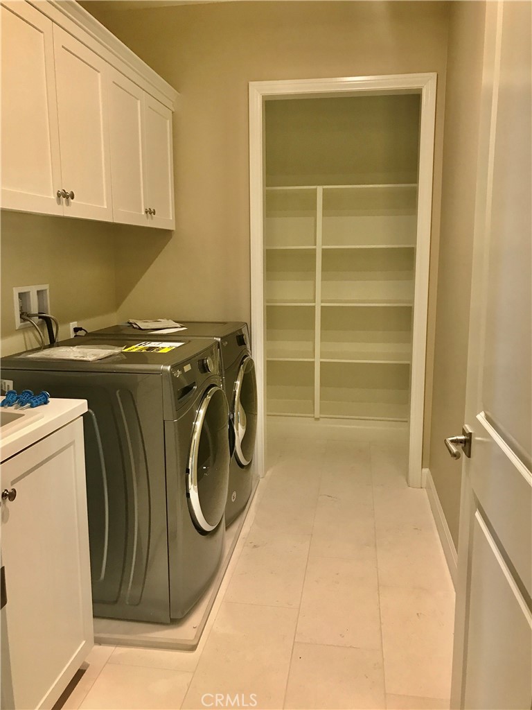 Avila (EVAVI) - Residential Lease