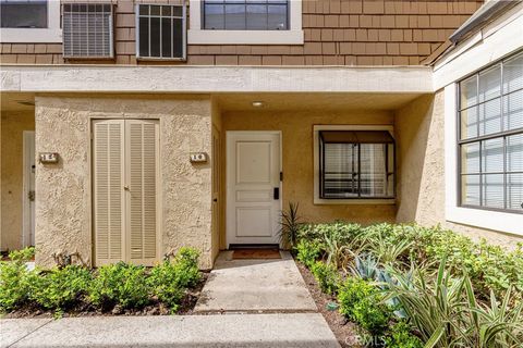 16 Lakepines Irvine CA 92620