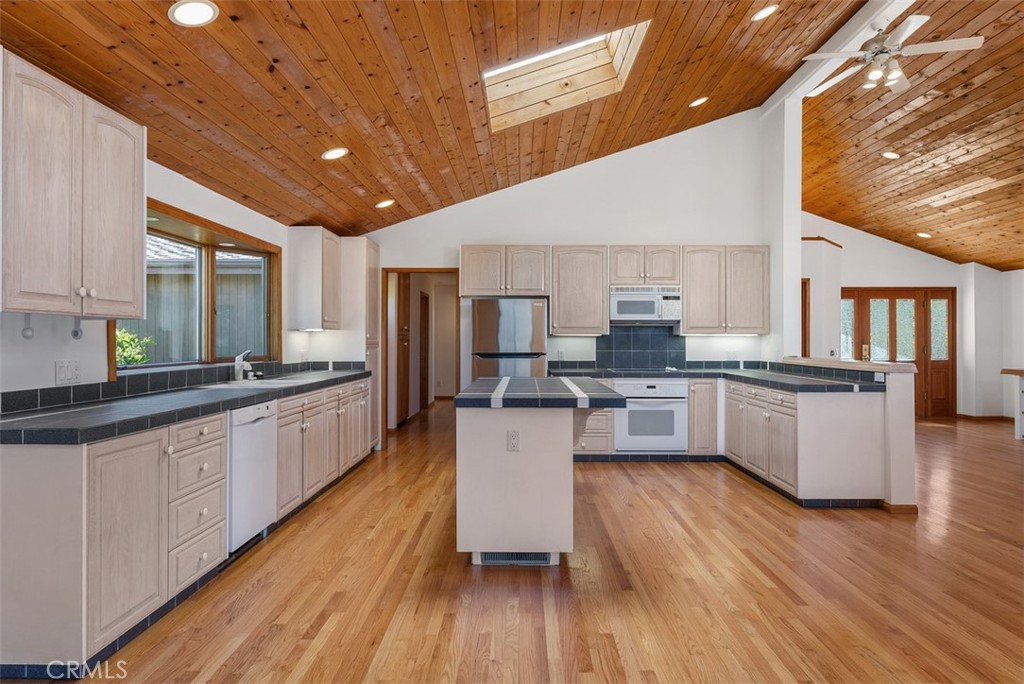 Canyon (CYN) - Residential