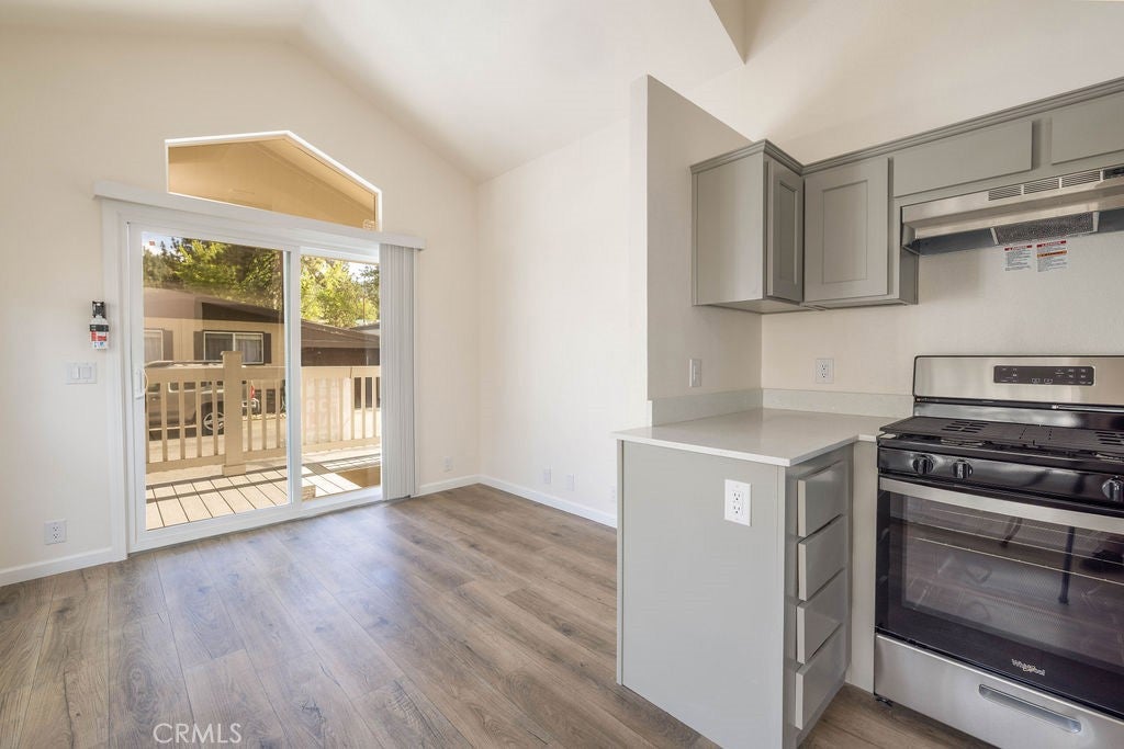 547 Alden Road RV9