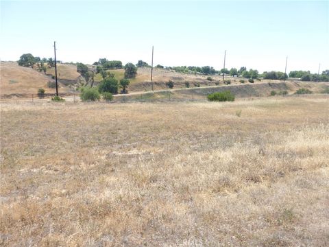 Tiny photo for 13040 River Bluffs (Lot 8) Lane, San Miguel, CA 93451 (MLS # NS25102033)