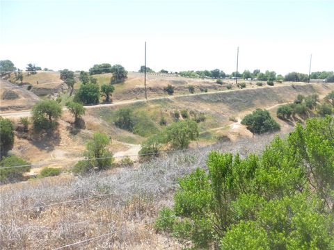 Tiny photo for 13040 River Bluffs (Lot 8) Lane, San Miguel, CA 93451 (MLS # NS25102033)