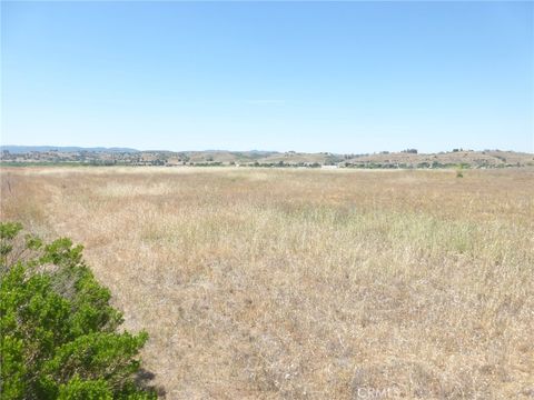Tiny photo for 13040 River Bluffs (Lot 8) Lane, San Miguel, CA 93451 (MLS # NS25102033)