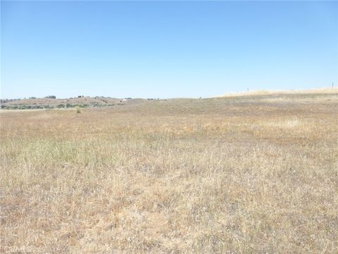 Tiny photo for 13040 River Bluffs (Lot 8) Lane, San Miguel, CA 93451 (MLS # NS25102033)