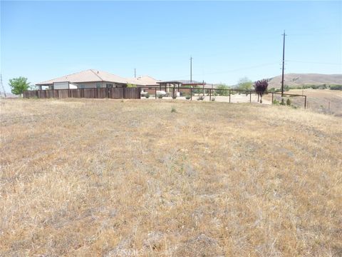 Tiny photo for 13040 River Bluffs (Lot 8) Lane, San Miguel, CA 93451 (MLS # NS25102033)