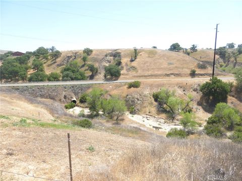 Tiny photo for 13040 River Bluffs (Lot 8) Lane, San Miguel, CA 93451 (MLS # NS25102033)