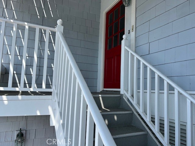 300 1/2 Apolena Avenue