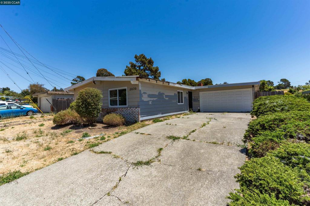 Properties 1 2030 Espanola Dr