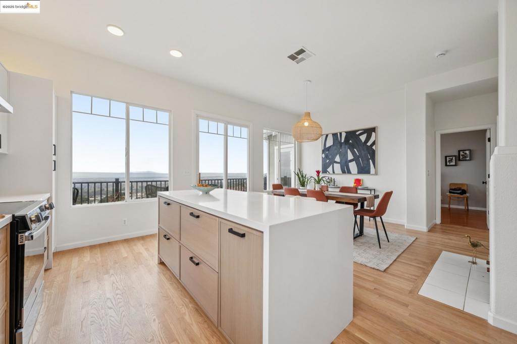 BAYVIEW - Residential