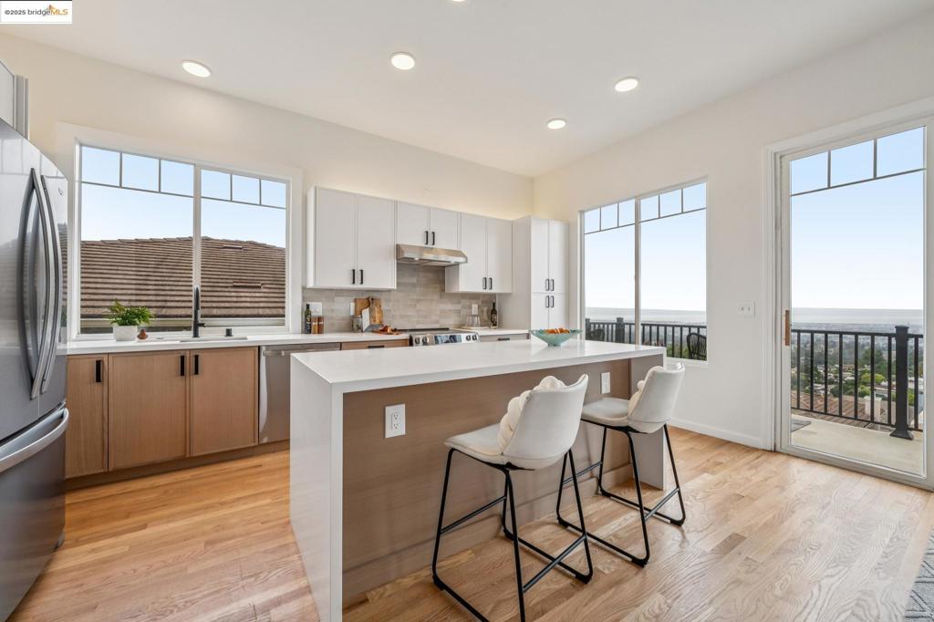 BAYVIEW - Residential