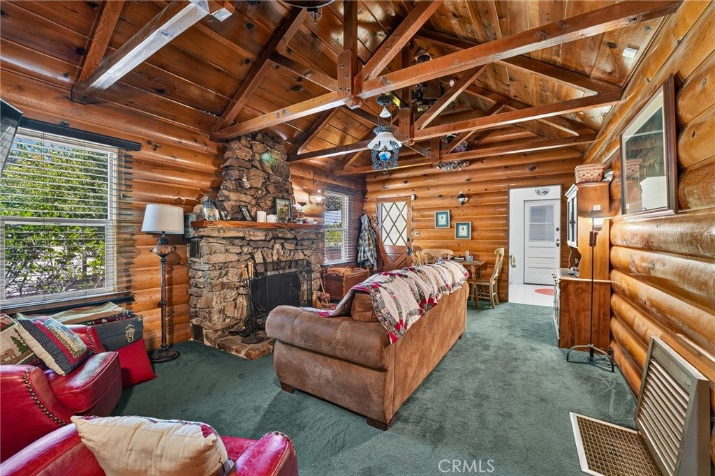 301 E Mountain View