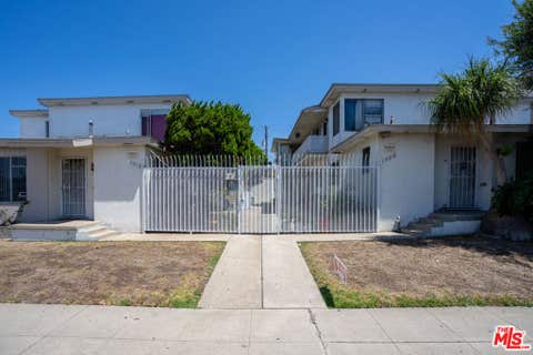 Photo of 1412 Centinela Avenue, Inglewood, CA 90302 (MLS # 26866587)