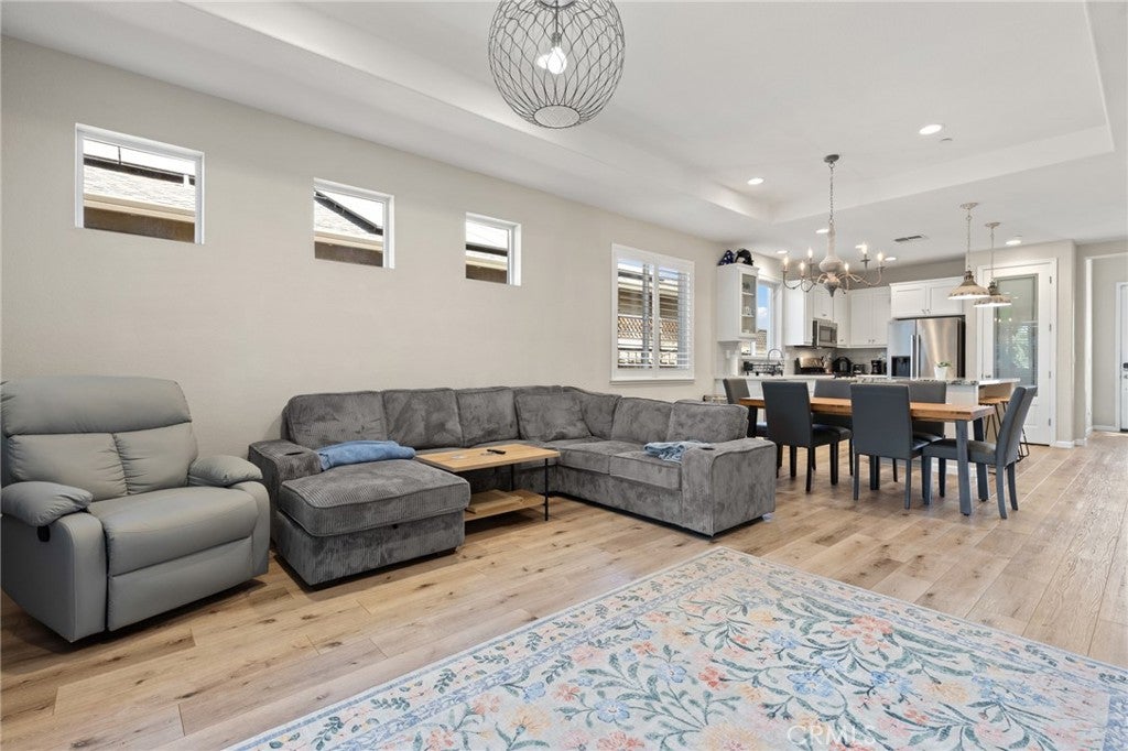3297 Rogue River