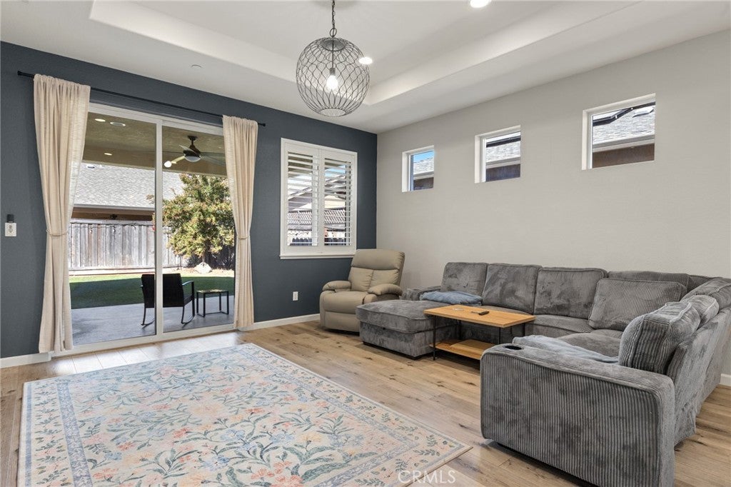 3297 Rogue River