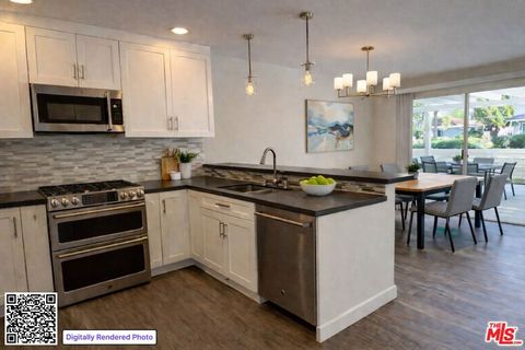 Tiny photo for 2213 Crespi Lane, Westlake Village, CA 91361 (MLS # 26635915)