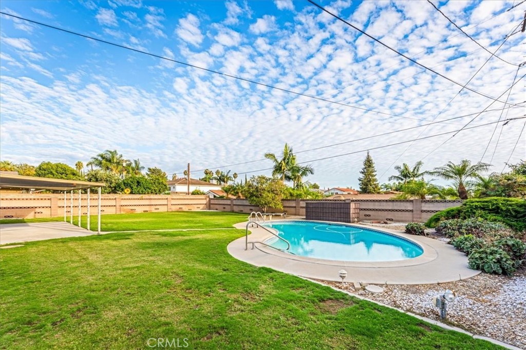 Los Coyotes Country Club Homes (LYCC) - Residential